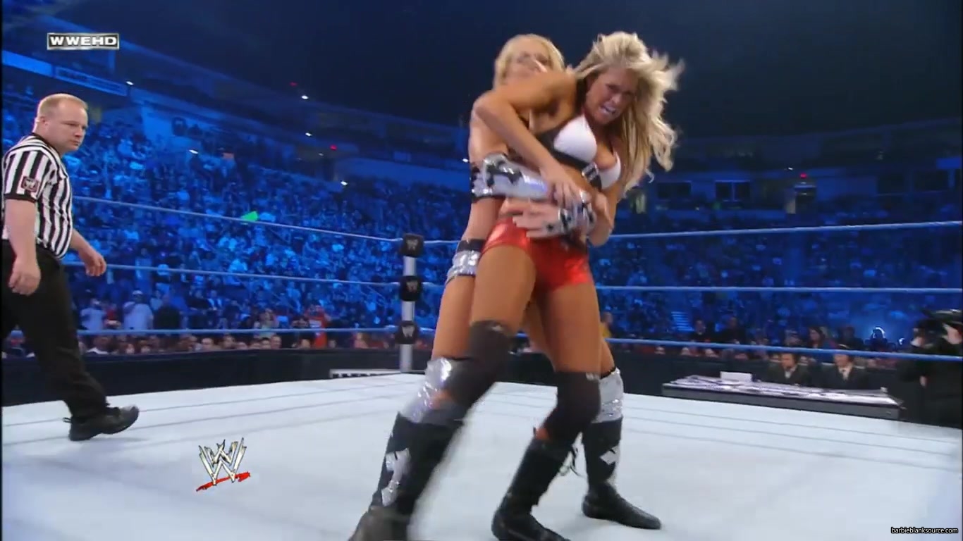 SMACKDOWN_558_APRIL_302C_2010_0411.jpg