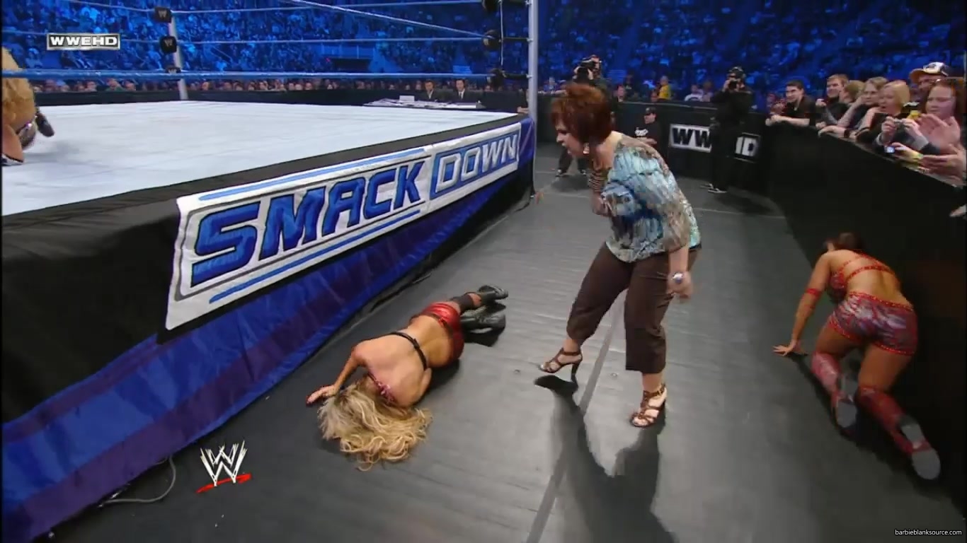 SMACKDOWN_558_APRIL_302C_2010_0570.jpg