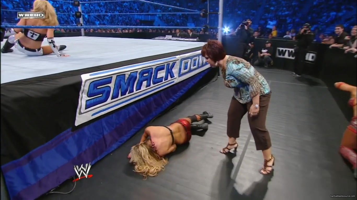 SMACKDOWN_558_APRIL_302C_2010_0572.jpg