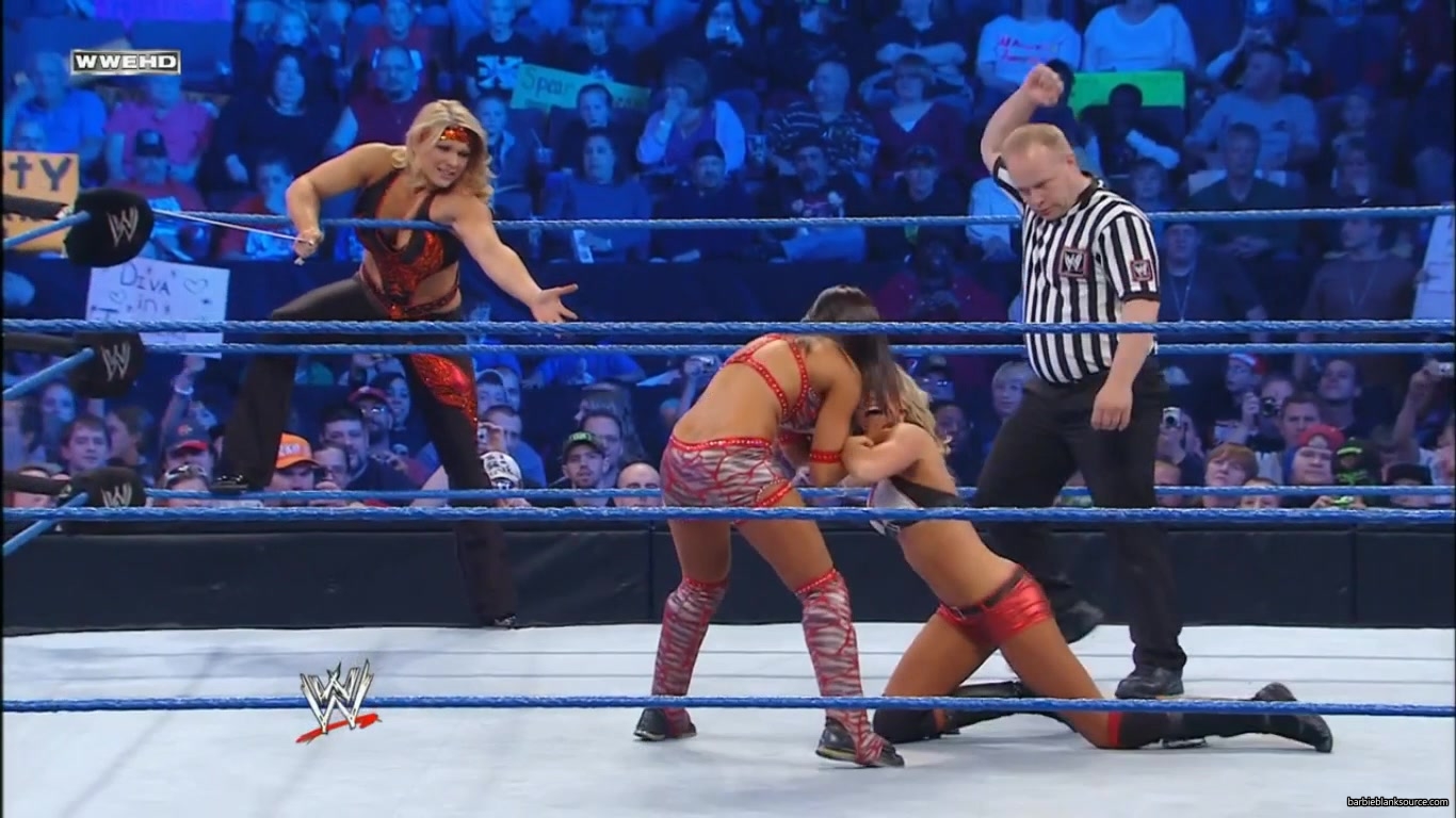 SMACKDOWN_558_APRIL_302C_2010_0736.jpg