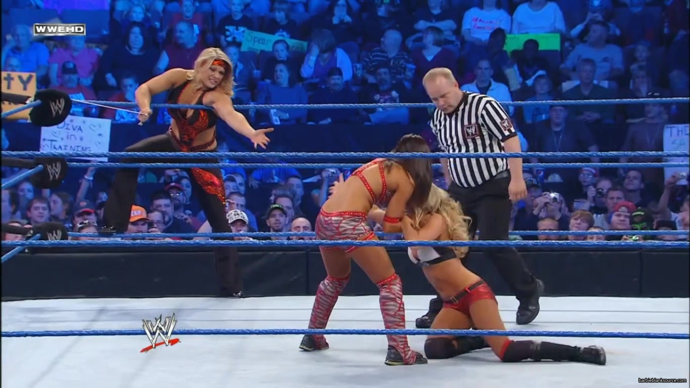 SMACKDOWN_558_APRIL_302C_2010_0738.jpg
