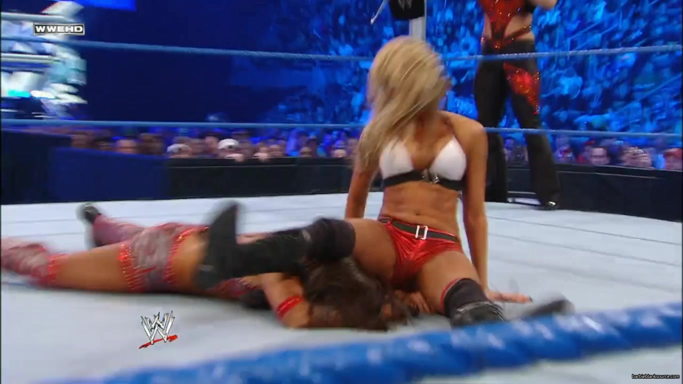 SMACKDOWN_558_APRIL_302C_2010_0893.jpg
