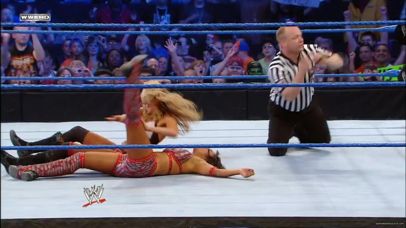 SMACKDOWN_558_APRIL_302C_2010_0906.jpg