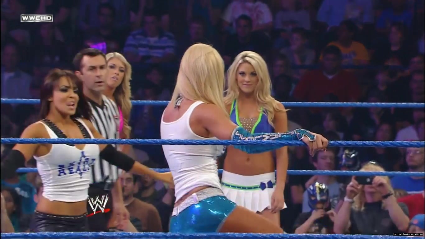 SMACKDOWN_559_MAY_072C_2010_0564.jpg