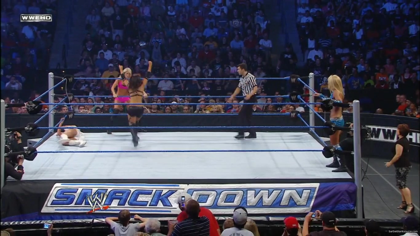 SMACKDOWN_559_MAY_072C_2010_0873.jpg