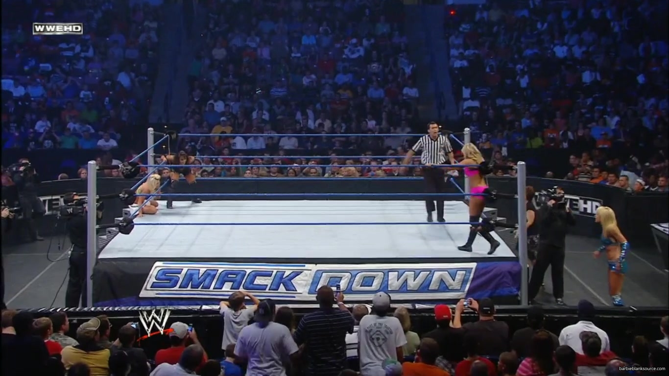 SMACKDOWN_559_MAY_072C_2010_0922.jpg