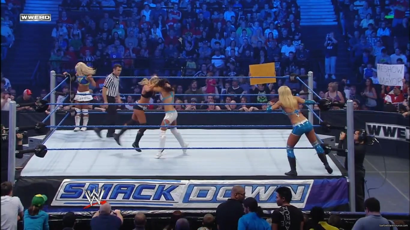 SMACKDOWN_561_MAY_212C_2010_400.jpg