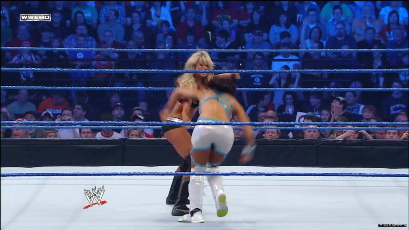 SMACKDOWN_561_MAY_212C_2010_421.jpg