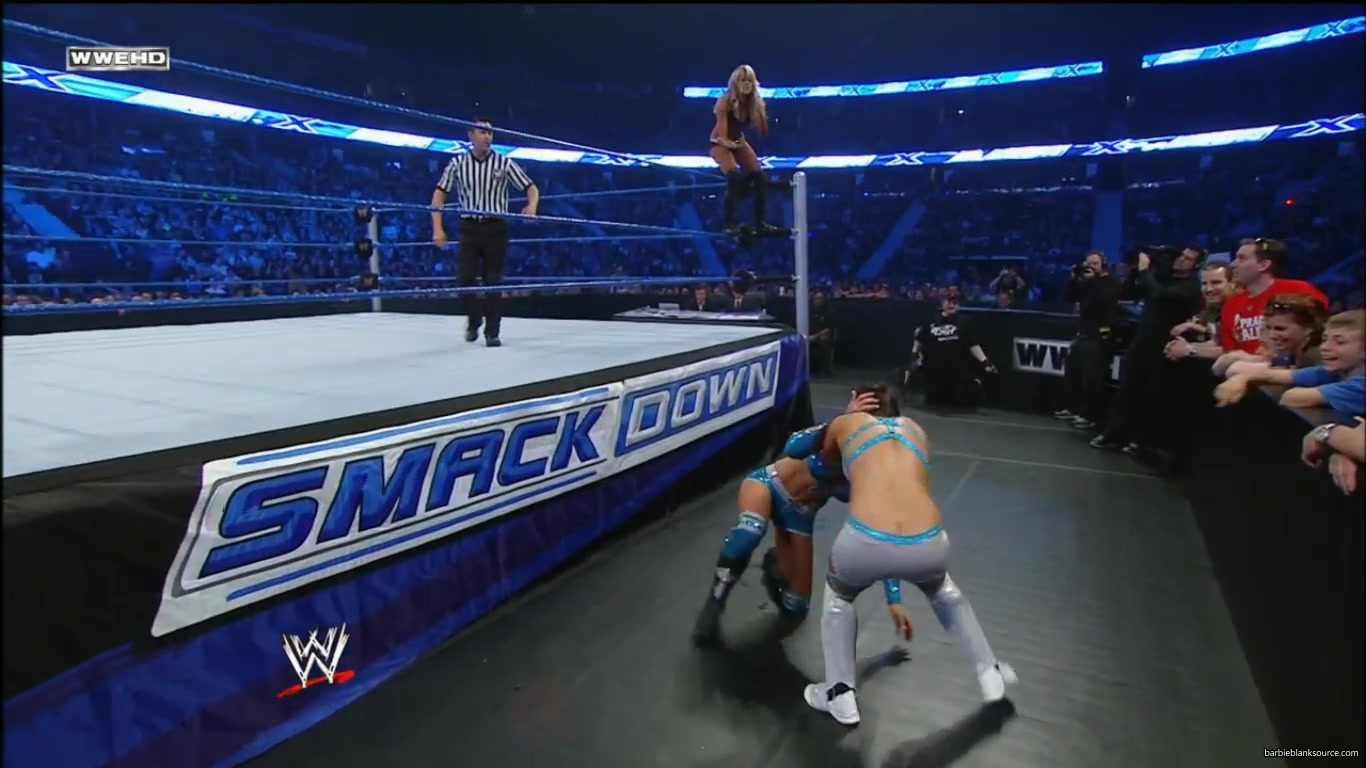 SMACKDOWN_561_MAY_212C_2010_512.jpg