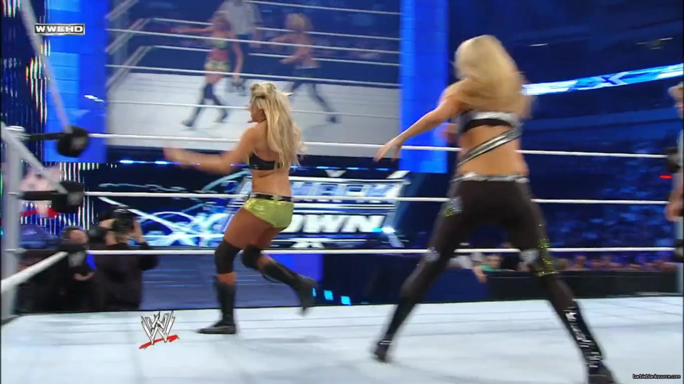 SMACKDOWN_563_JUNE_042C_2010_0445.jpg