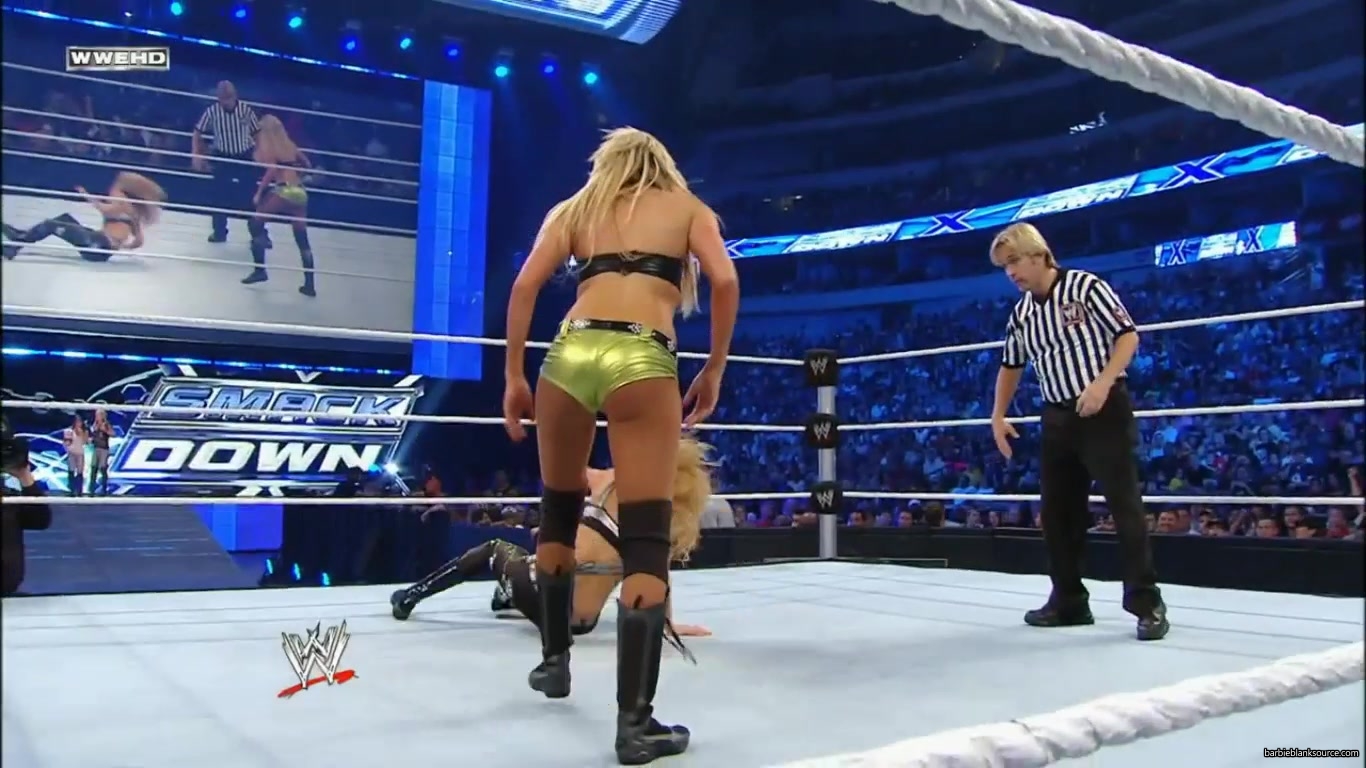 SMACKDOWN_563_JUNE_042C_2010_0744.jpg