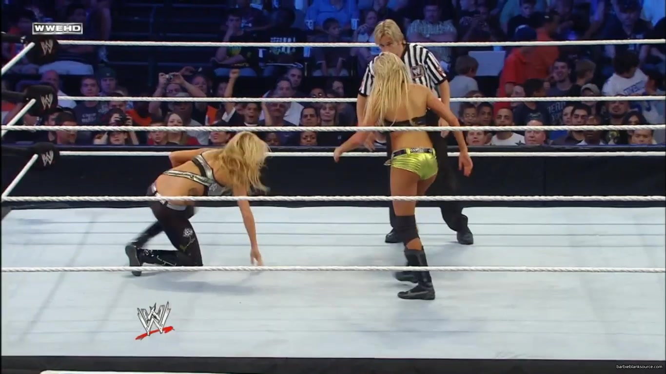 SMACKDOWN_563_JUNE_042C_2010_0746.jpg
