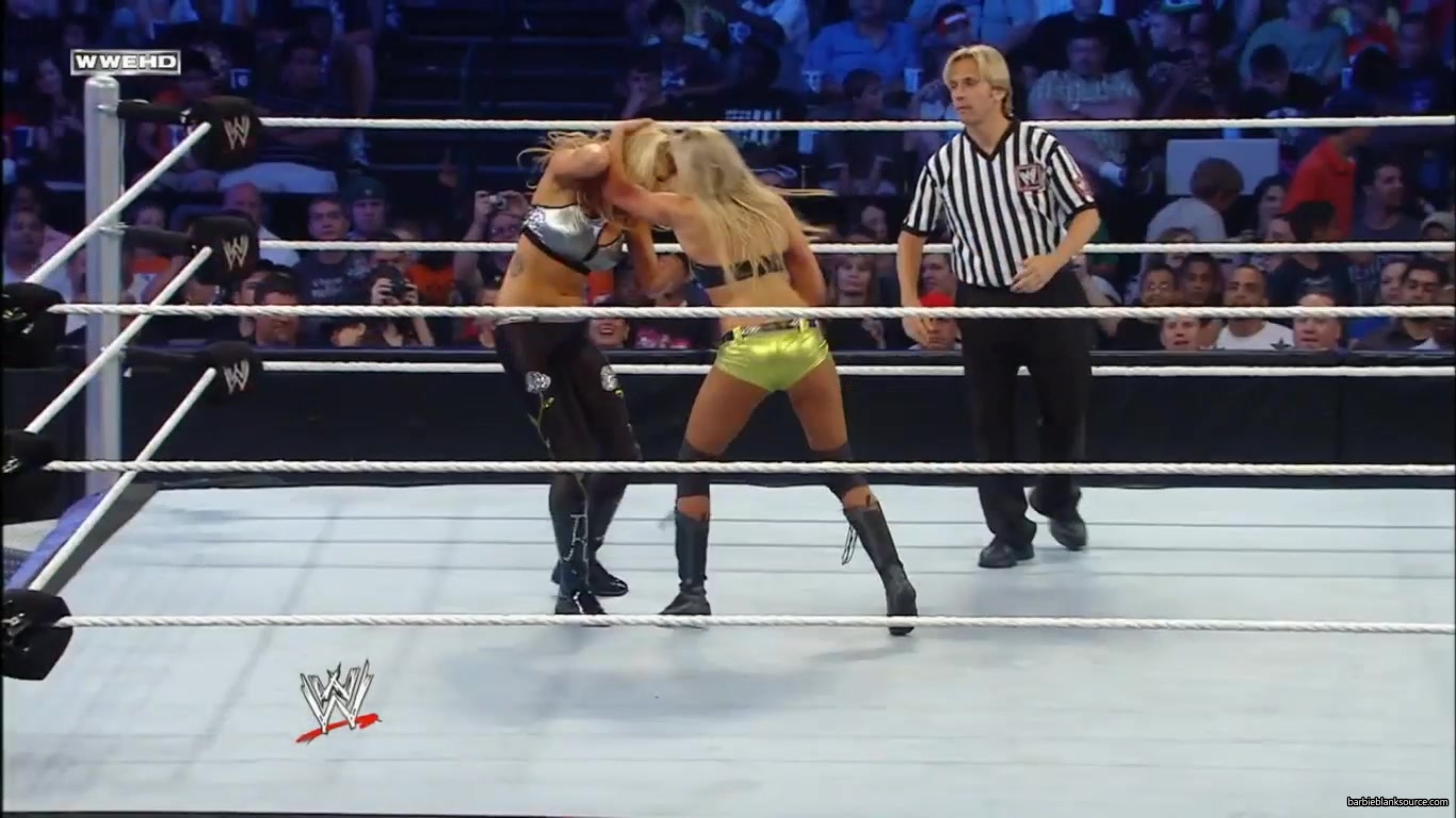 SMACKDOWN_563_JUNE_042C_2010_0749.jpg
