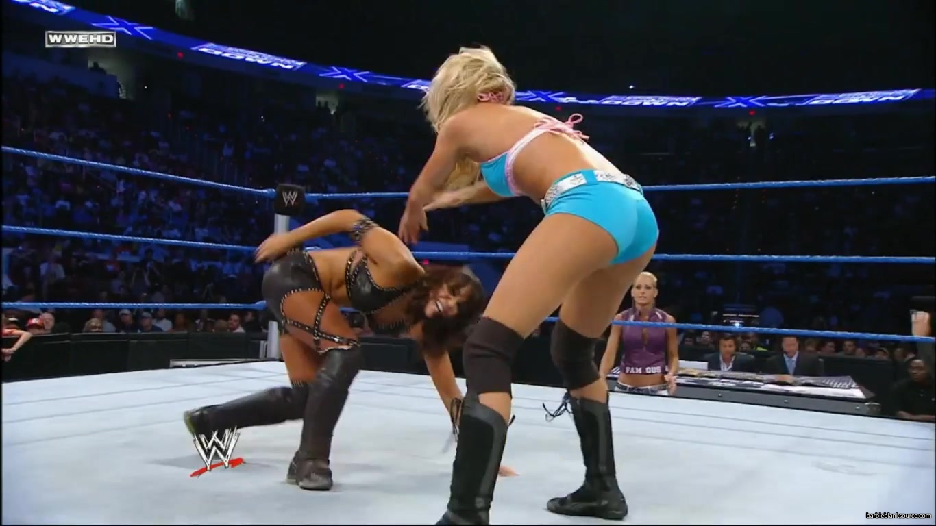 SMACKDOWN_565_JUNE_182C_2010_640.jpg