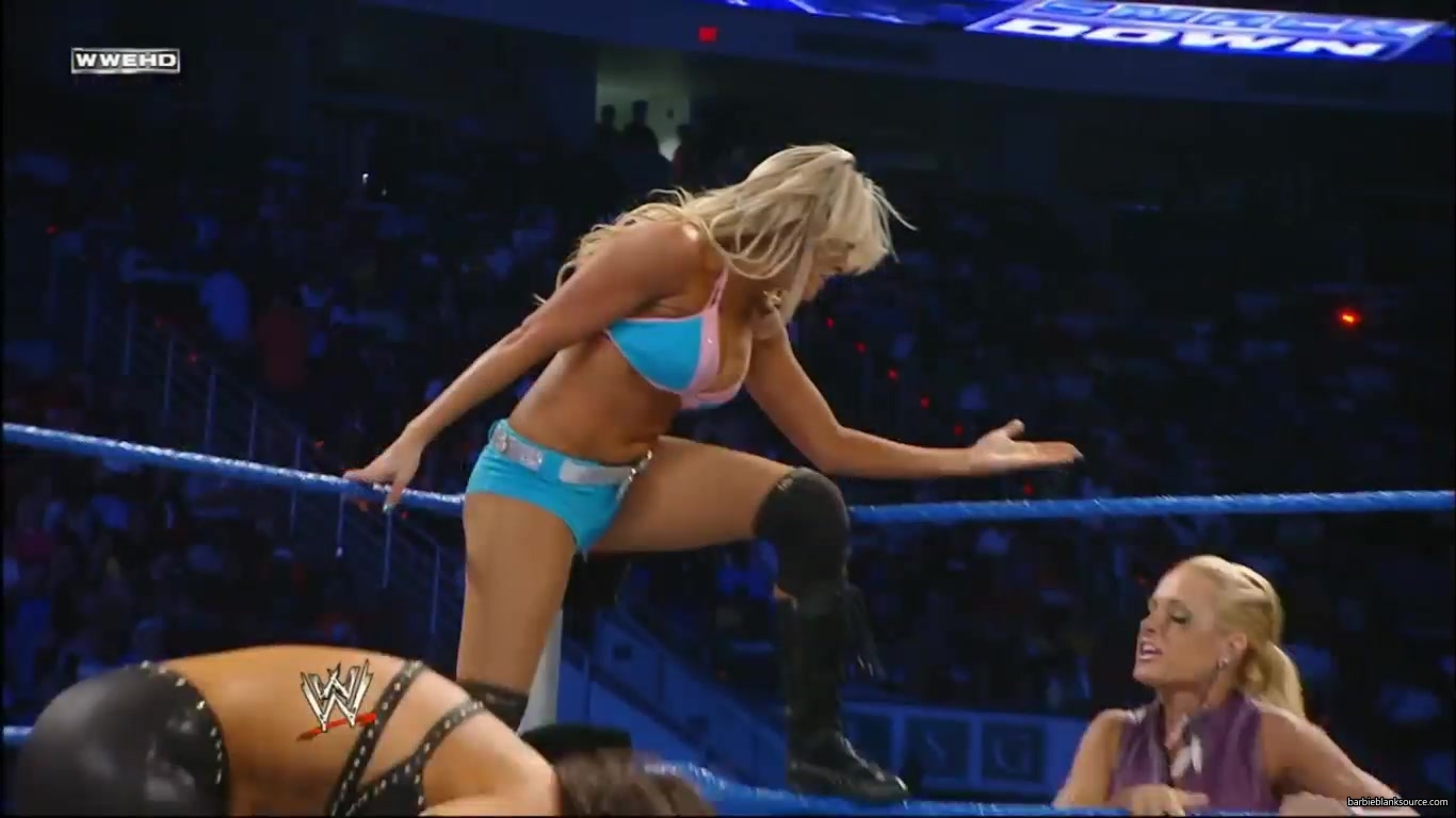 SMACKDOWN_565_JUNE_182C_2010_717.jpg