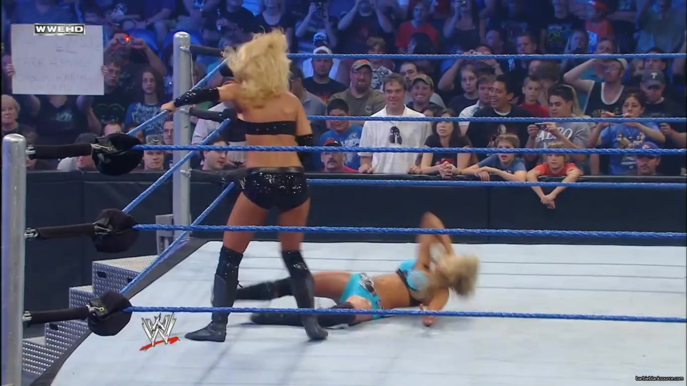 SMACKDOWN_567_JULY_022C_2010_585.jpg