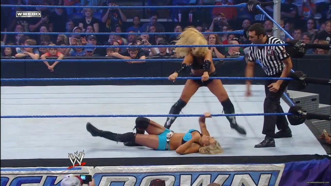 SMACKDOWN_567_JULY_022C_2010_666.jpg