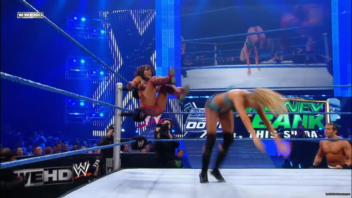SMACKDOWN_569_JULY_162C_2010_0915.jpg