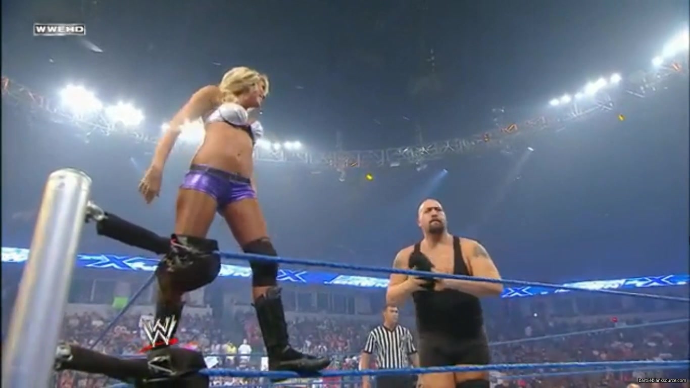SMACKDOWN_574_AUGUST_202C_2010_0418.jpg