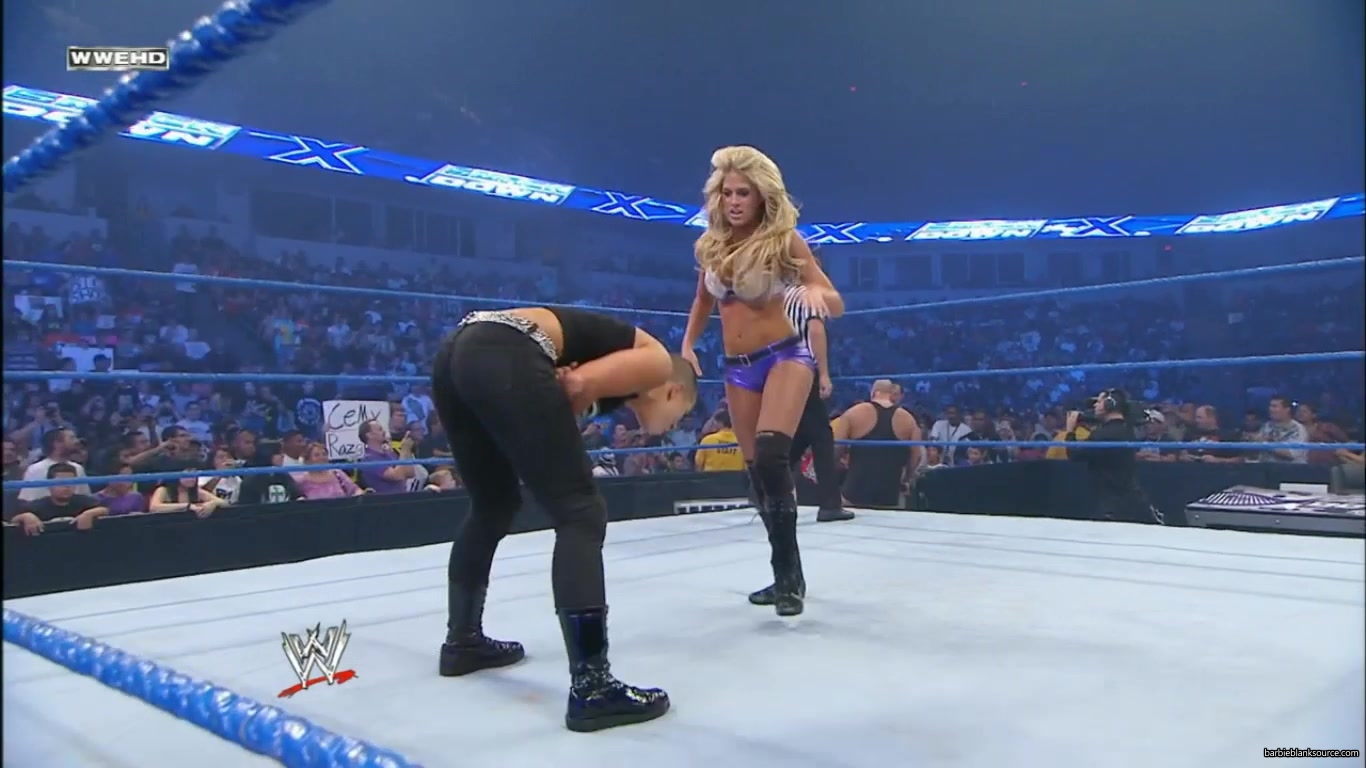 SMACKDOWN_574_AUGUST_202C_2010_0868.jpg