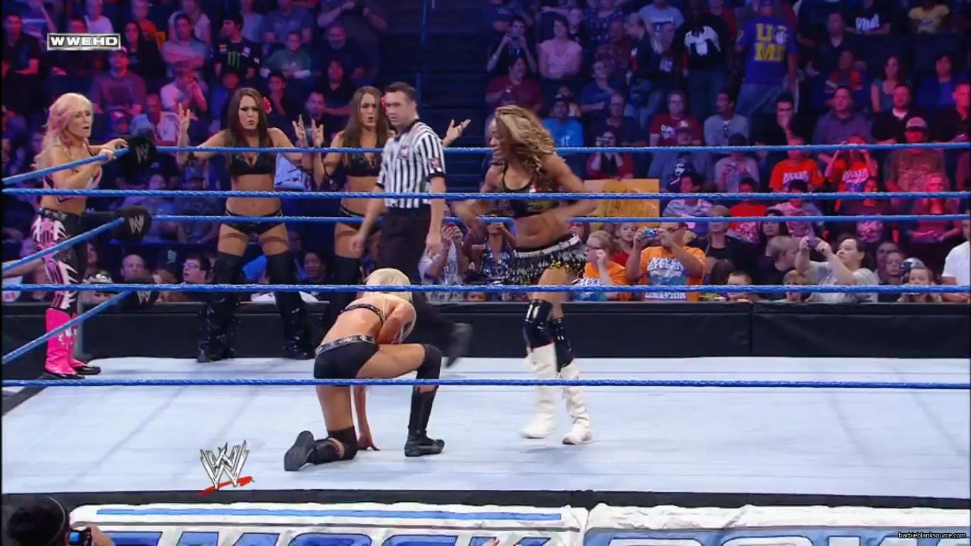 SMACKDOWN_580_OCTOBER_012C_2010_343.jpg