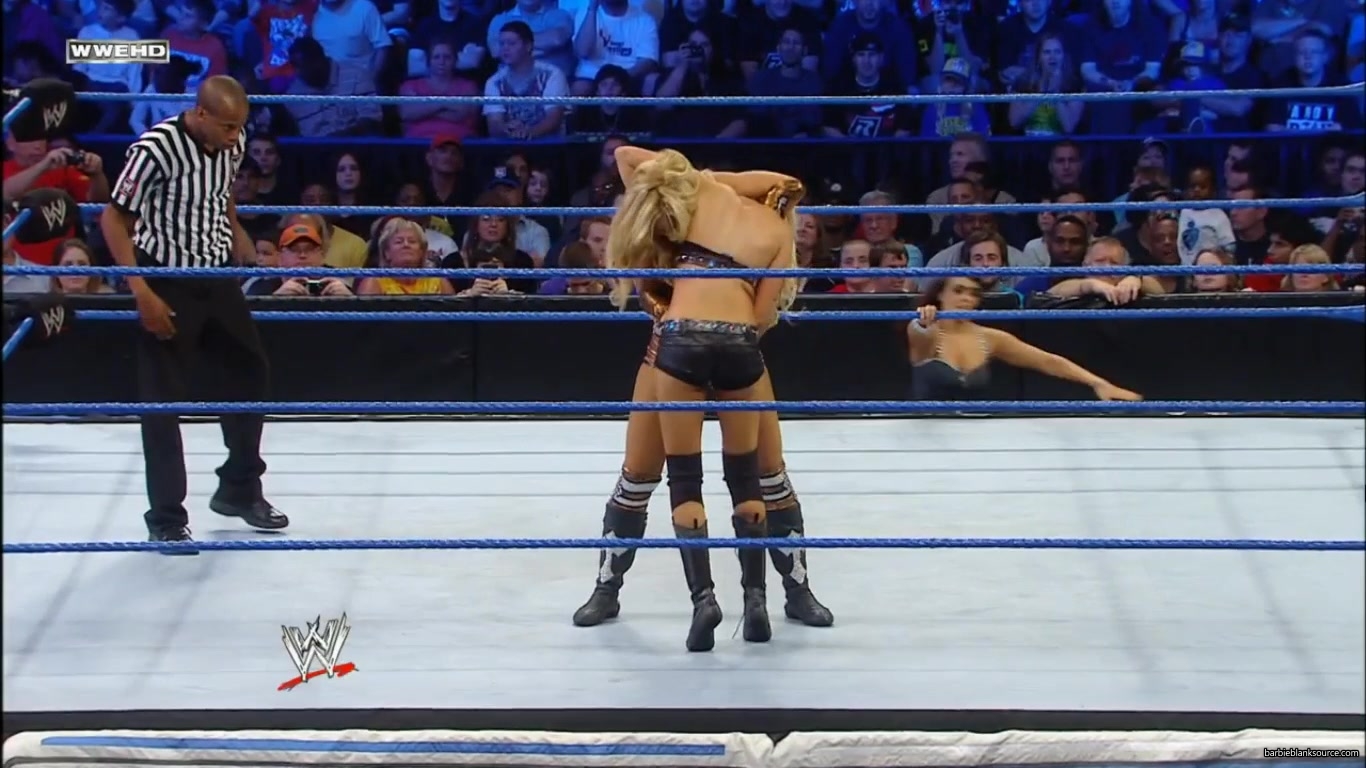 SMACKDOWN_588_NOVEMBER_262C_2010_581.jpg