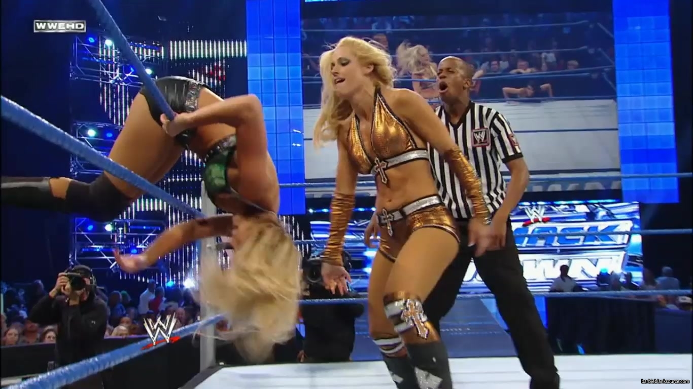 SMACKDOWN_588_NOVEMBER_262C_2010_596.jpg