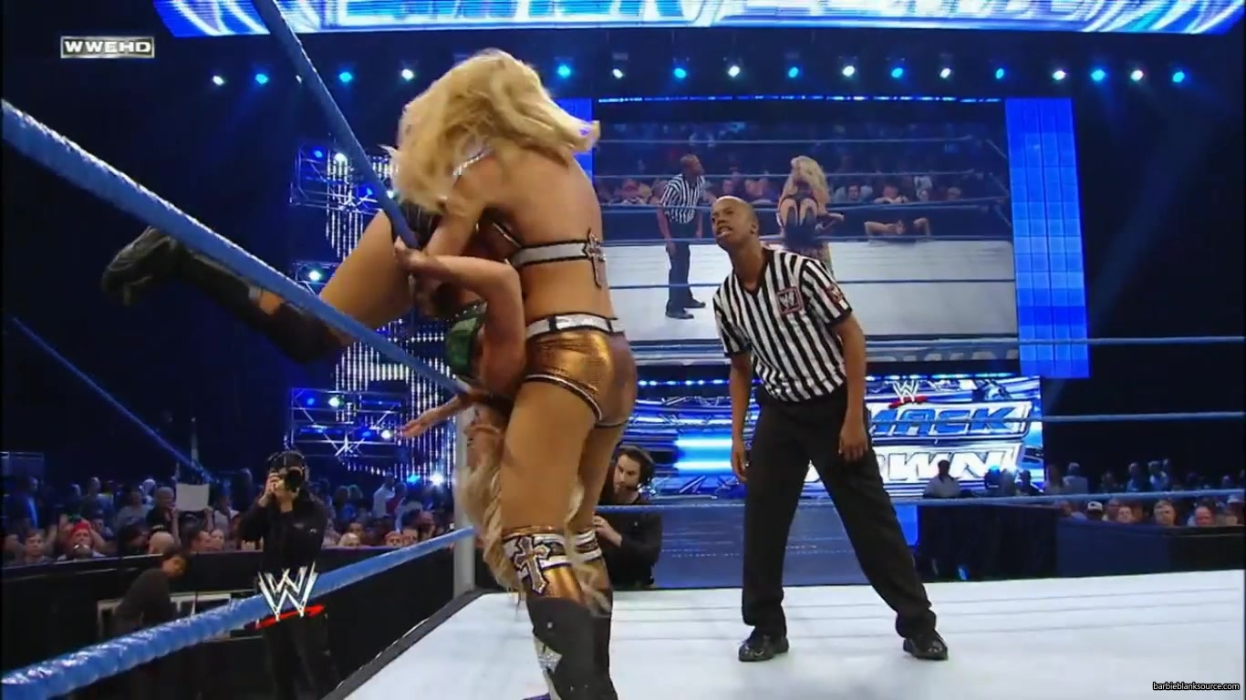 SMACKDOWN_588_NOVEMBER_262C_2010_599.jpg