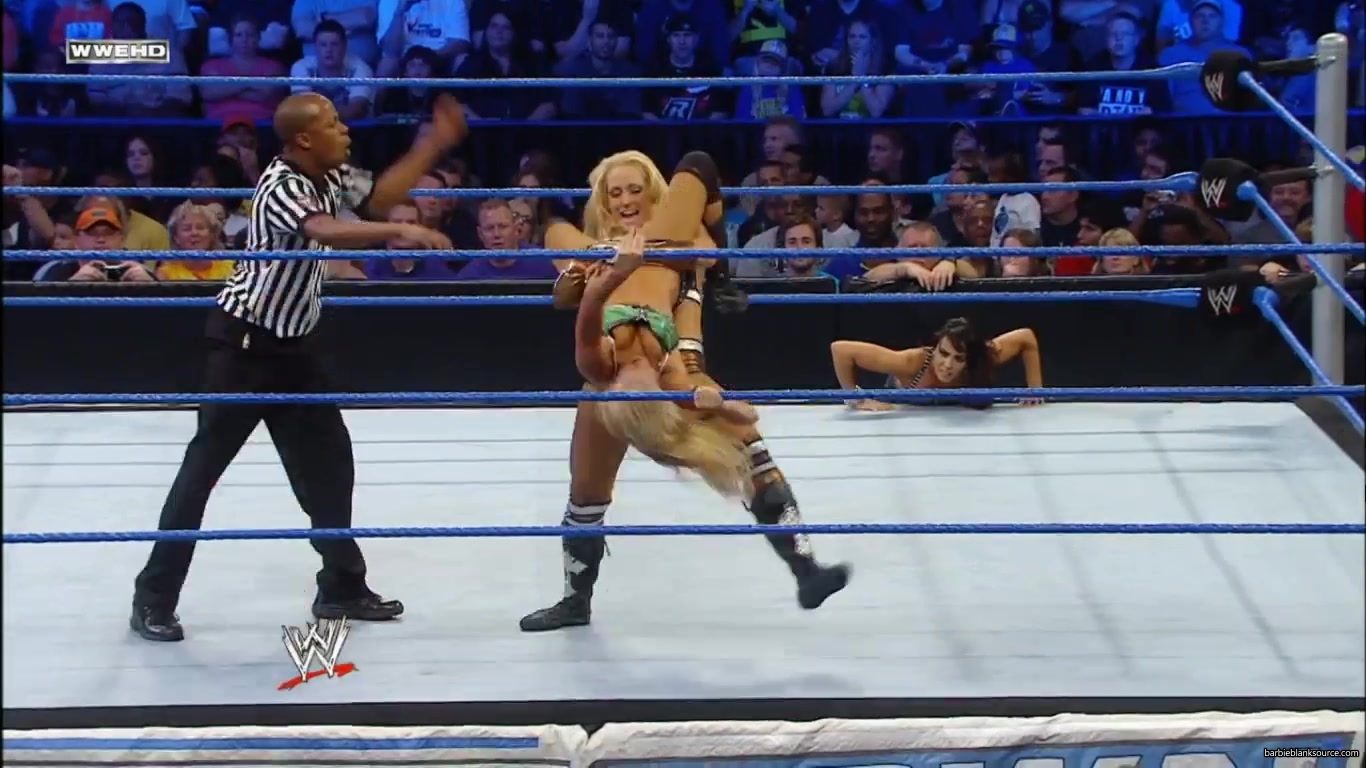 SMACKDOWN_588_NOVEMBER_262C_2010_609.jpg