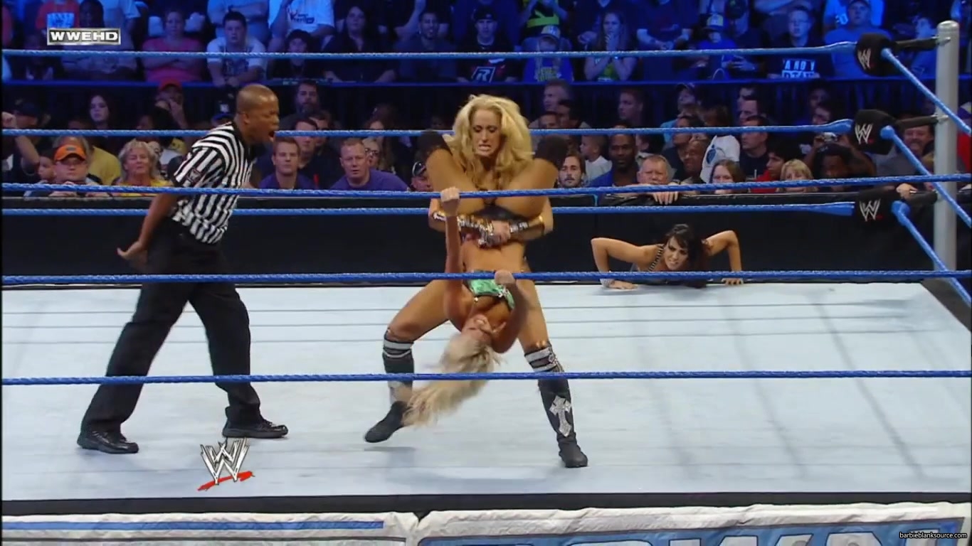 SMACKDOWN_588_NOVEMBER_262C_2010_610.jpg SMACKDOWN_588_NOVEMBER_262C_2010_610.jpg