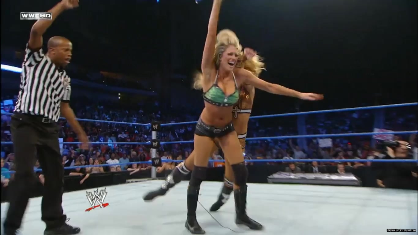 SMACKDOWN_588_NOVEMBER_262C_2010_657.jpg