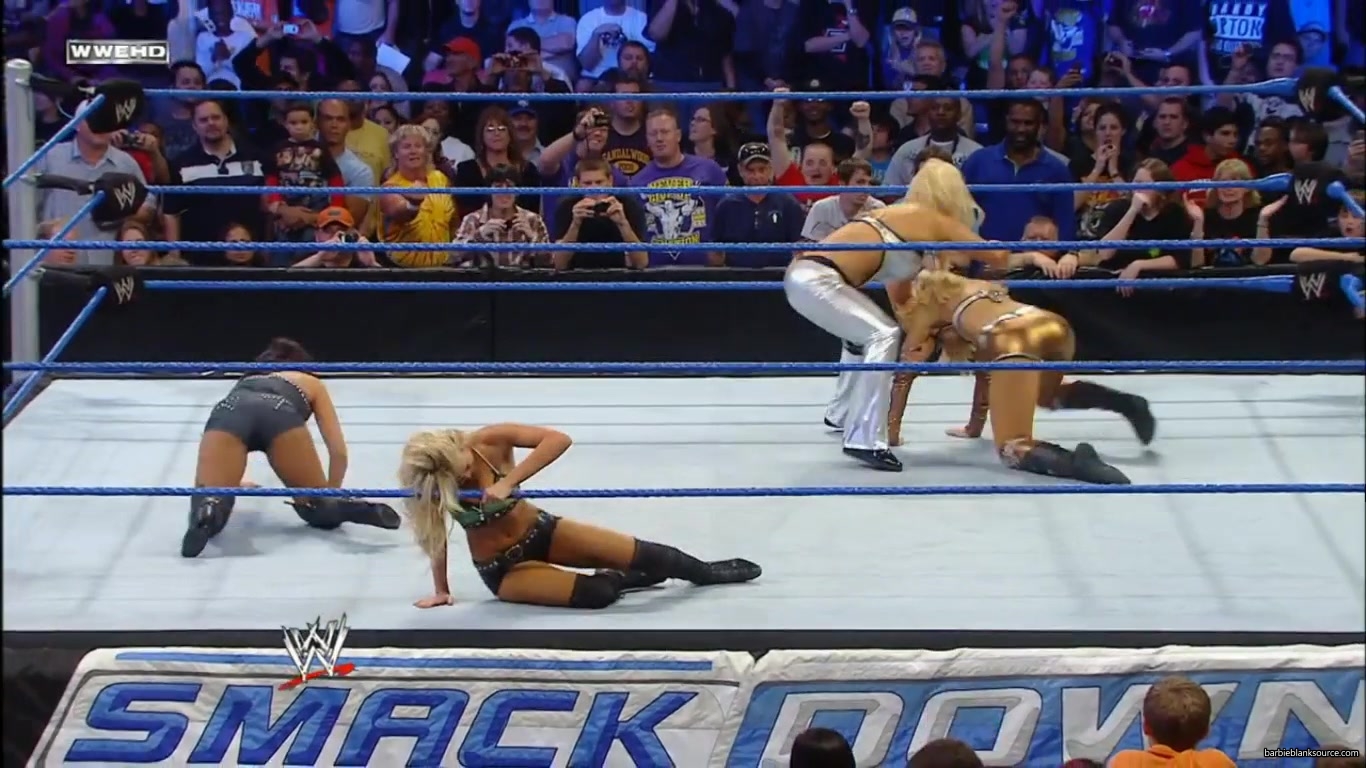 SMACKDOWN_588_NOVEMBER_262C_2010_712.jpg