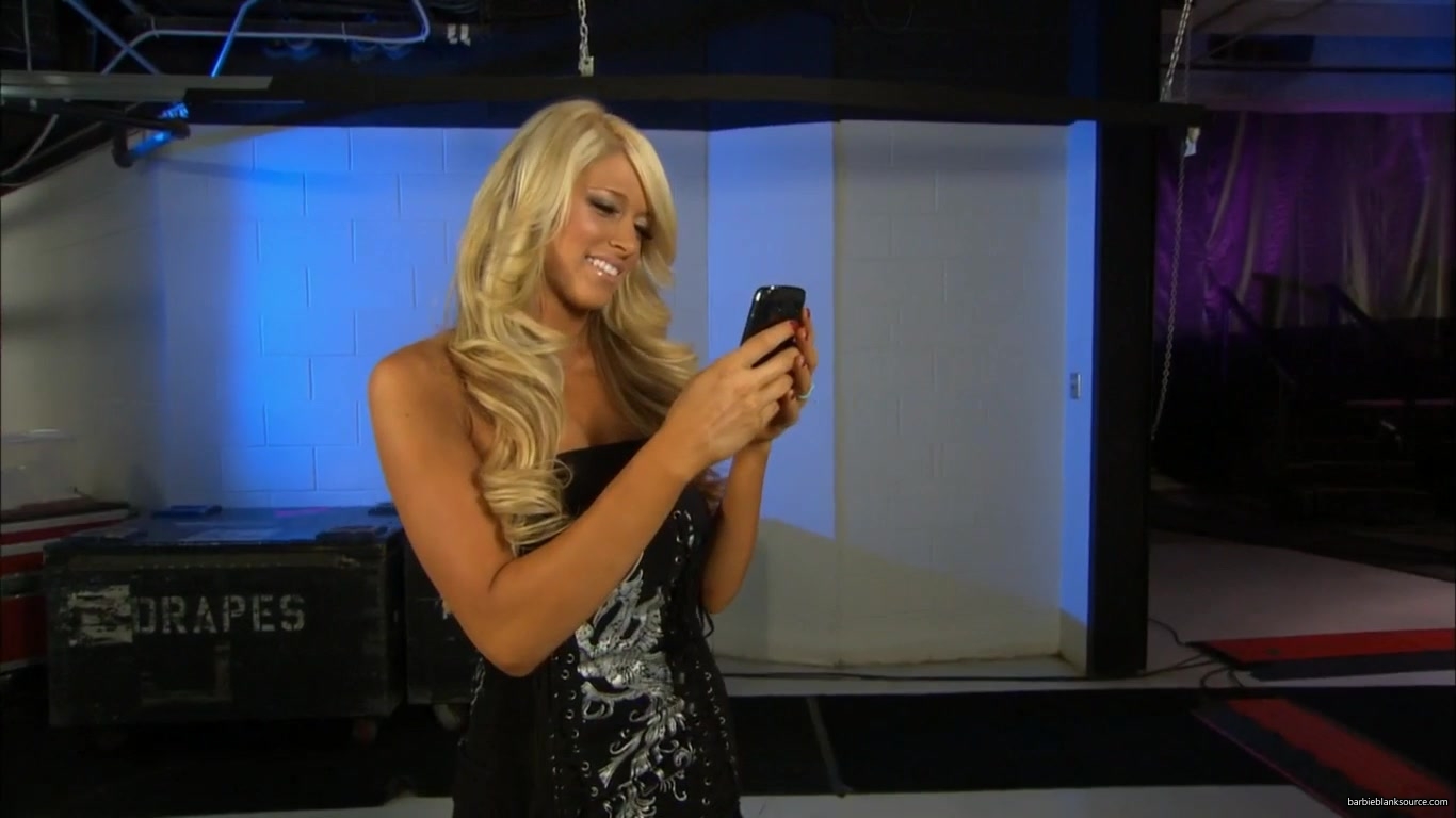 SMACKDOWN_592_DECEMBER_242C_2010_089.jpg
