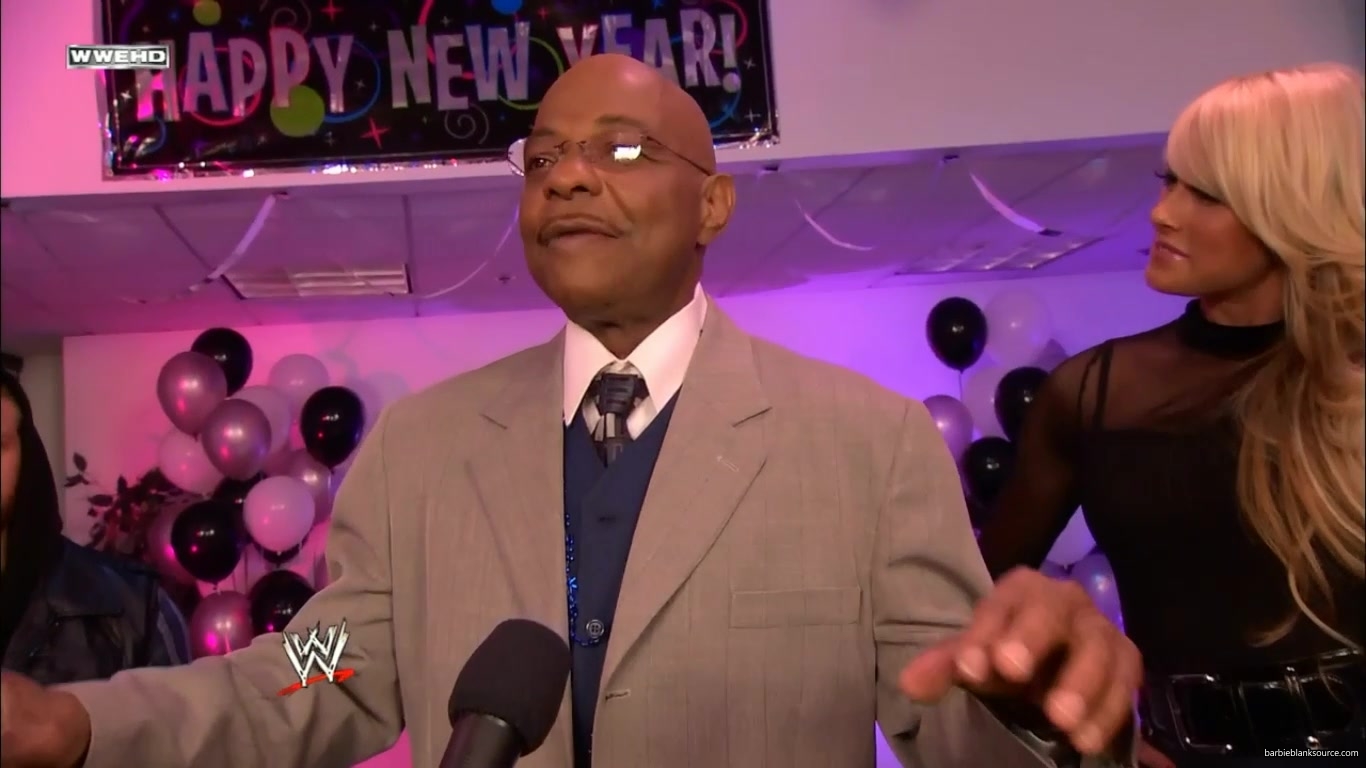 SMACKDOWN_593_DECEMBER_302C_2010_0208.jpg