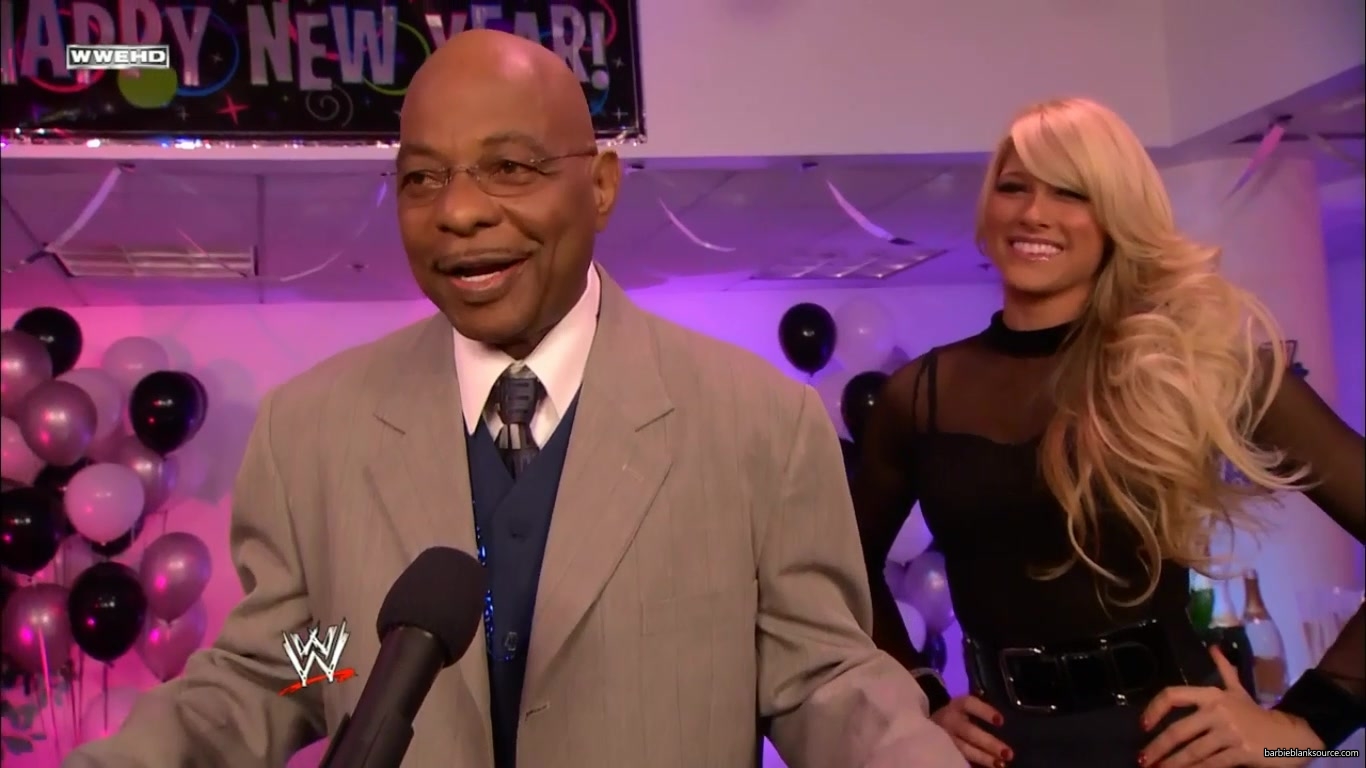 SMACKDOWN_593_DECEMBER_302C_2010_0222.jpg