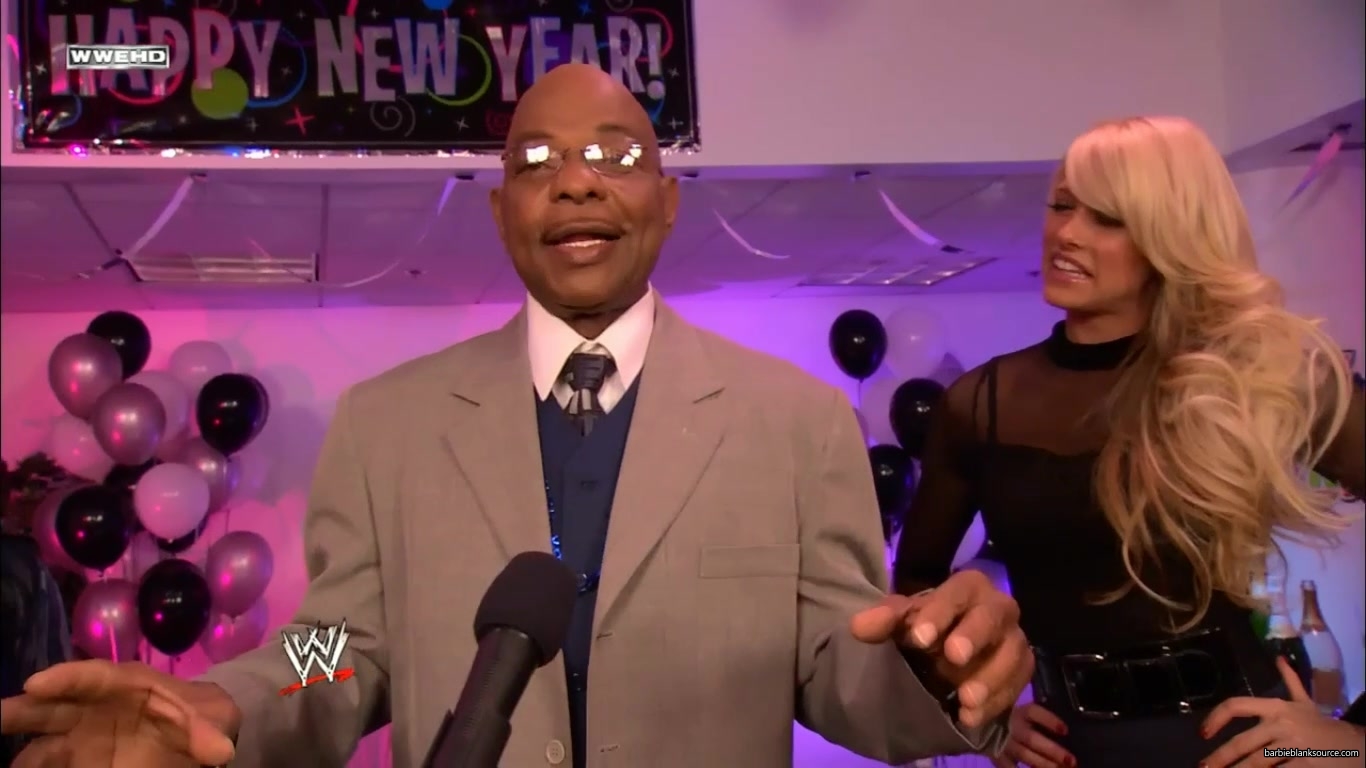 SMACKDOWN_593_DECEMBER_302C_2010_0225.jpg