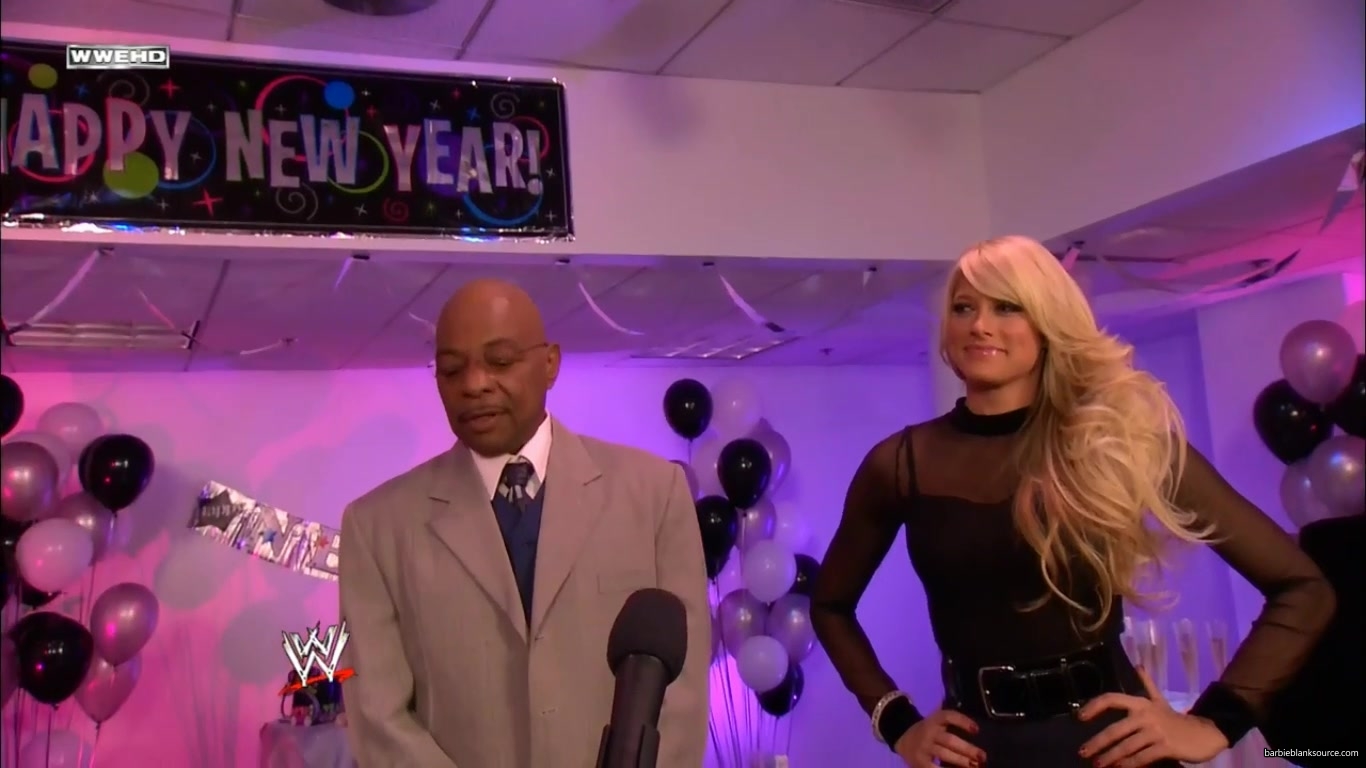 SMACKDOWN_593_DECEMBER_302C_2010_0304.jpg