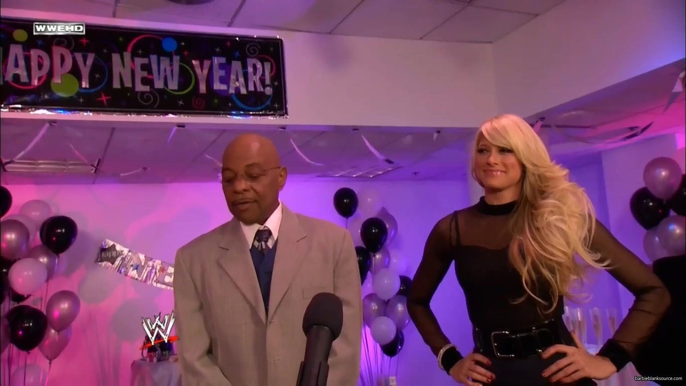 SMACKDOWN_593_DECEMBER_302C_2010_0305.jpg