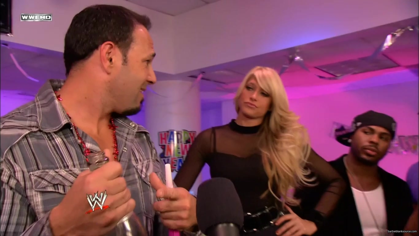 SMACKDOWN_593_DECEMBER_302C_2010_0430.jpg