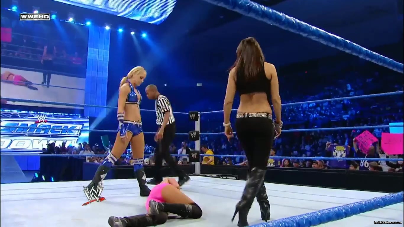 SMACKDOWN_594_JANUARY_072C_2011_0828.jpg