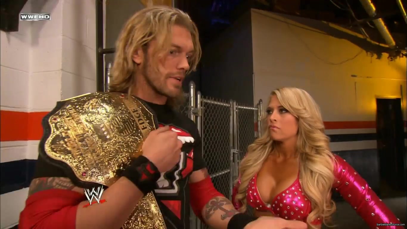 SMACKDOWN_598_FEBRUARY_042C_2011_0317.jpg