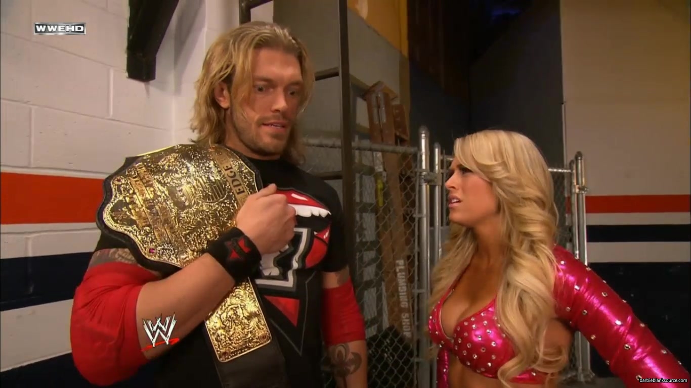 SMACKDOWN_598_FEBRUARY_042C_2011_0325.jpg