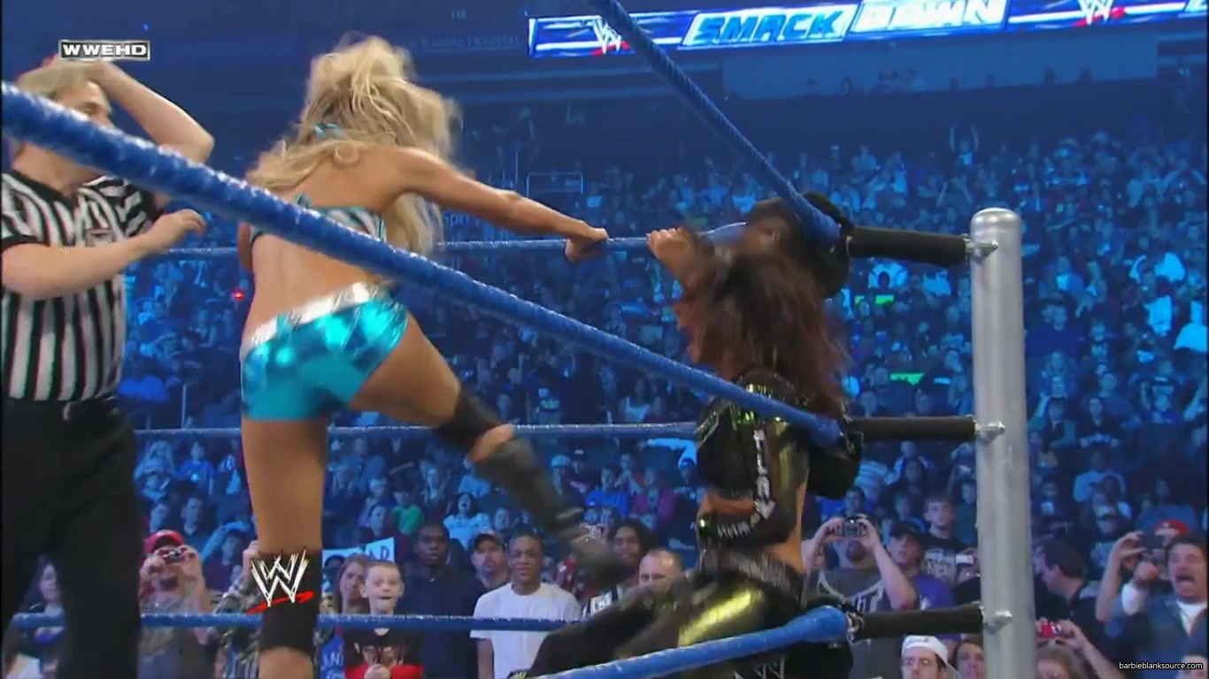 SMACKDOWN_604_MARCH_182C_2011_352.jpg
