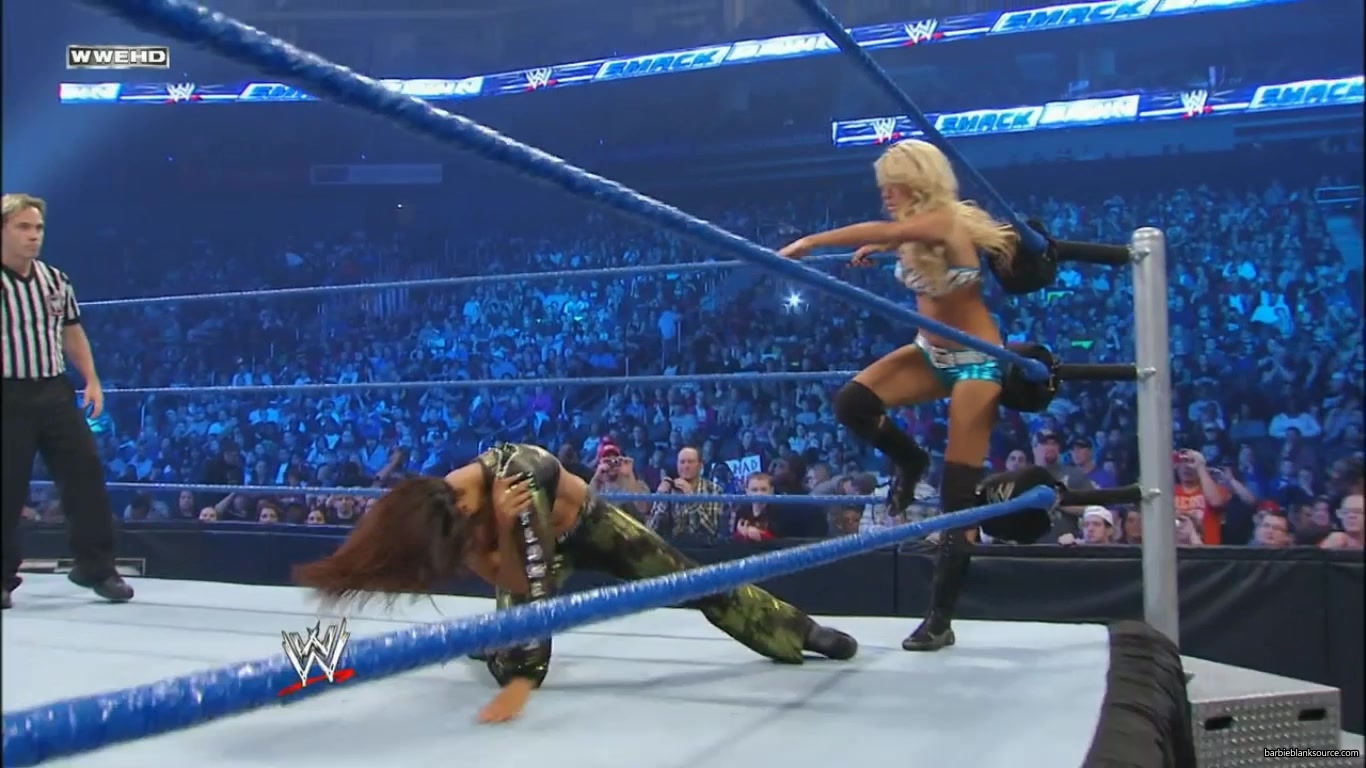 SMACKDOWN_604_MARCH_182C_2011_380.jpg