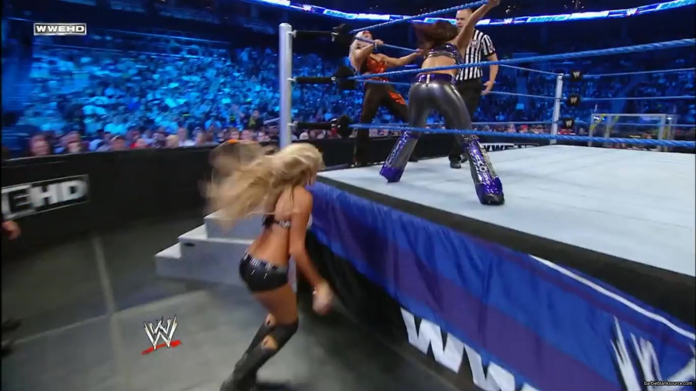 SMACKDOWN_607_APRIL_082C_2011_655.jpg