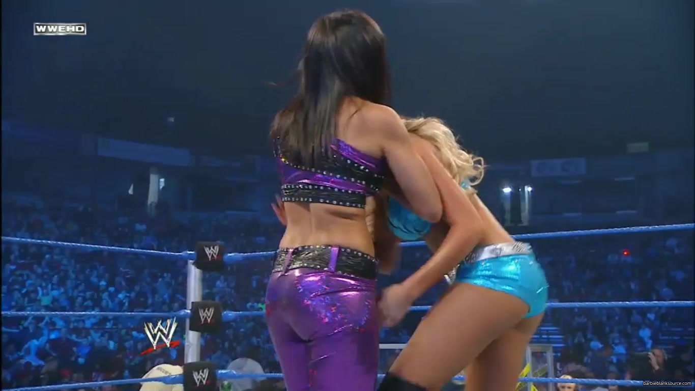 SMACKDOWN_608_APRIL_152C_2011_536.jpg