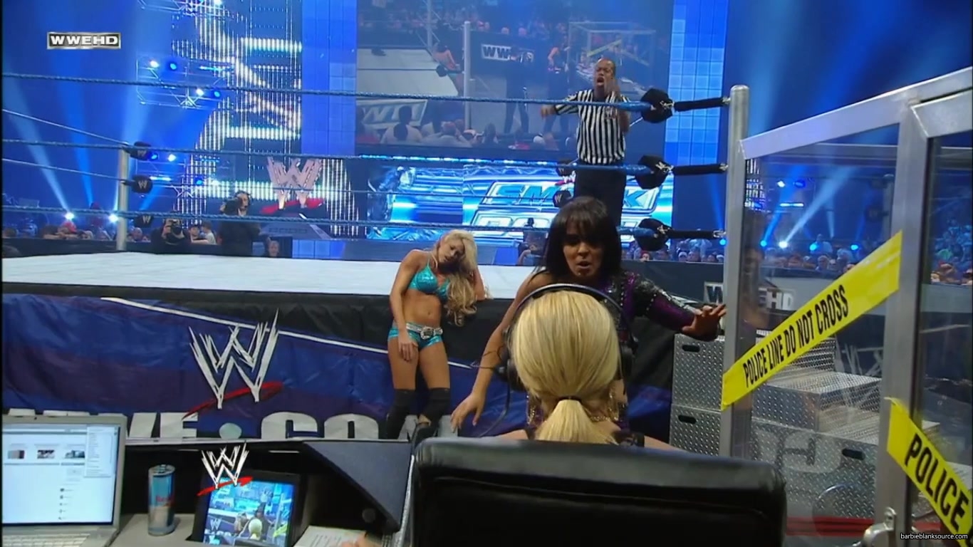 SMACKDOWN_608_APRIL_152C_2011_719.jpg
