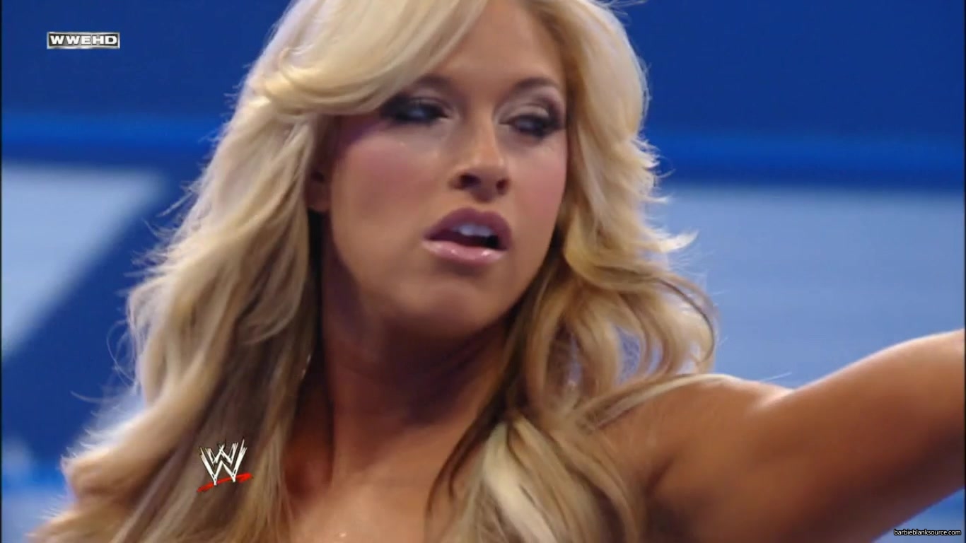 SMACKDOWN_621_JULY_152C_2011_244.jpg