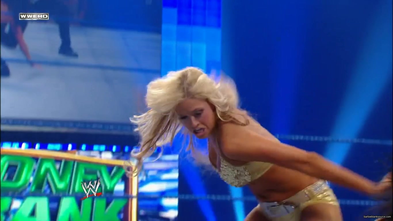 SMACKDOWN_621_JULY_152C_2011_415.jpg