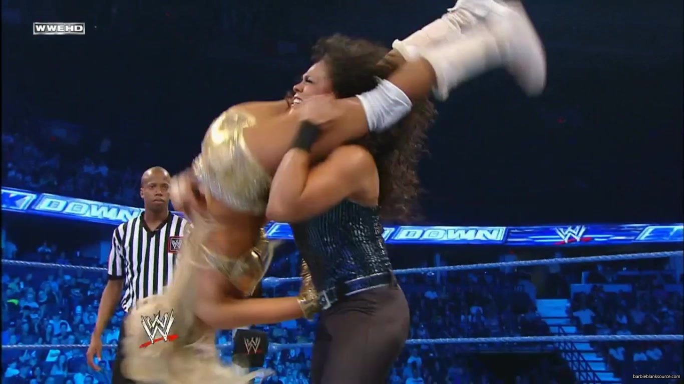 SMACKDOWN_627_AUGUST_262C_2011_589.jpg